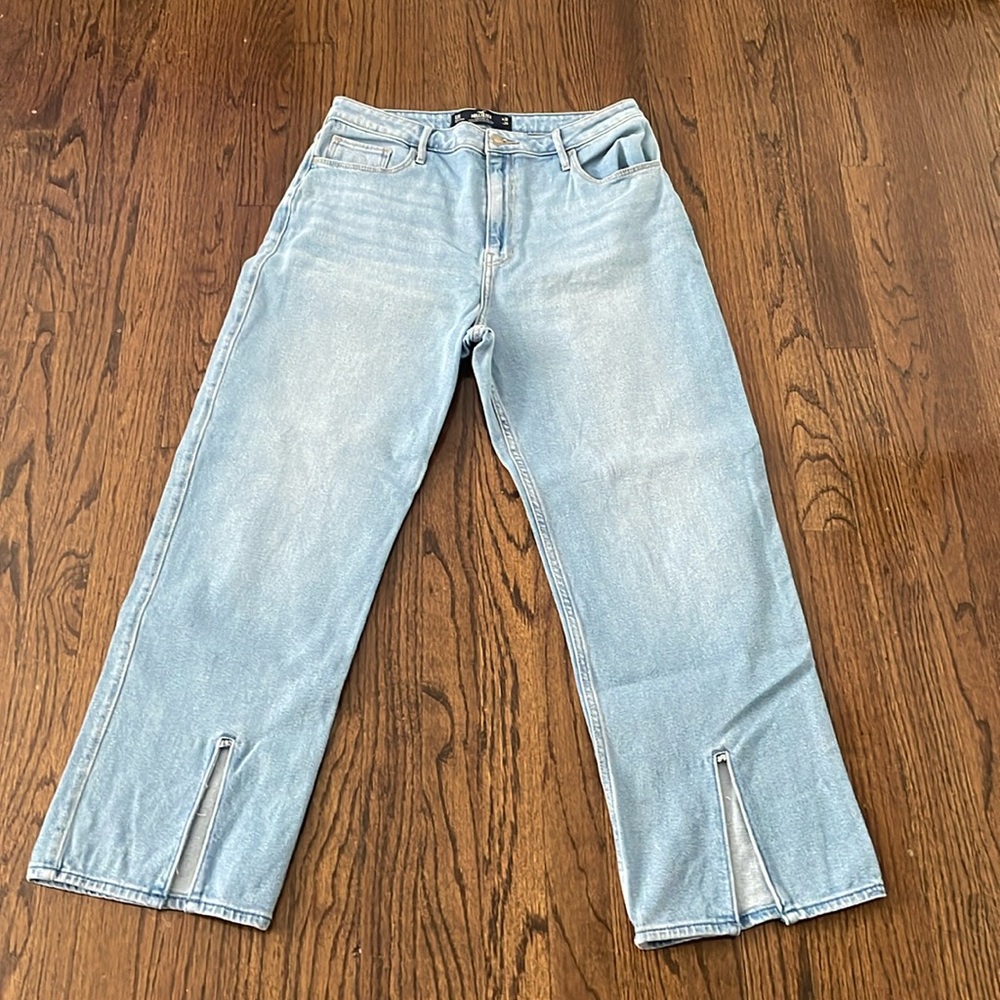 Womens Hollister jeans